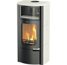 Kaminofen mit Glasfenster und Feuerraum
