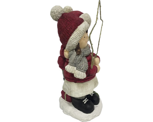 Dekorative Winterfigur eines Mädchens mit Mütze, Schal und Jacke als Weihnachtsdekoration