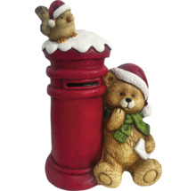 Weihnachtsdekoration mit Briefkasten, Teddybär und Vogel