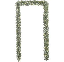 Dekorative Tannengirlande mit Beleuchtung für festliche Anlässe.