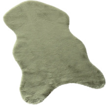 Kunstfellteppich in Form eines Tierfells