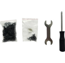 Zwei Beutel mit Schrauben, ein Schraubenschlüssel und ein Schraubendreher