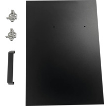 Schranktür mit Scharnieren und Griff