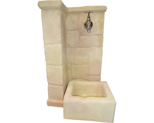 Gartenbrunnen mit Wasserhahn und Becken