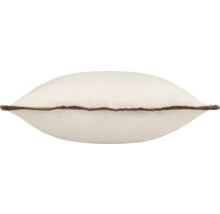 Dekokissen mit braunem Rand