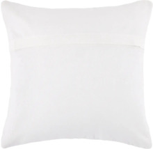 Quadratisches Dekokissen aus Stoff