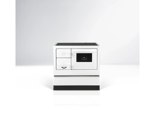 Weißer Herd mit Kochfeld und Backofen für die Küche