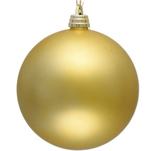 Goldene Weihnachtskugel zum Aufhängen