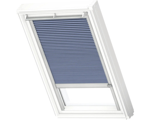 Dachfenster mit Plissee-Sonnenschutz