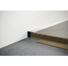 Aufbau eines Bodenbelags mit Abschlussprofil