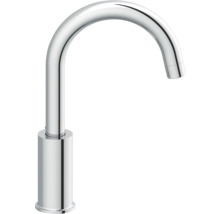 Wasserhahn aus Metall mit gebogenem Auslauf
