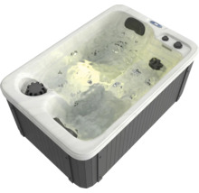 Badezuber mit Wasser gefüllt