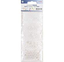 Packung mit Kunststoffperlen in verschiedenen Größen