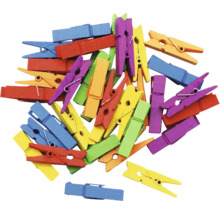 Mehrfarbige Wäscheklammern aus Holz