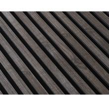 Holzpaneele zur Wandverkleidung