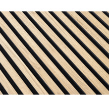 Akustikpaneel mit Holzlatten