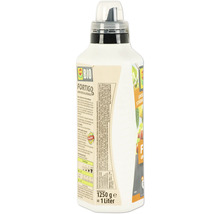 Bio Universaldünger in einer Flasche für den Garten