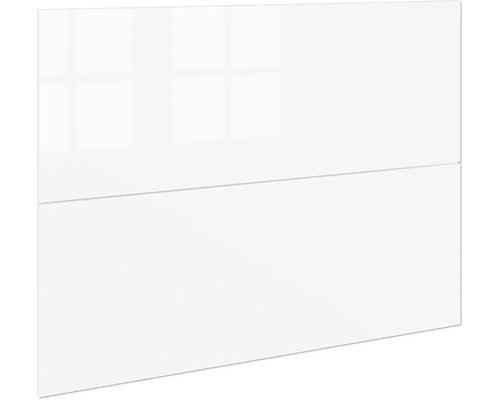 Küchenfront in glänzendem Weiß