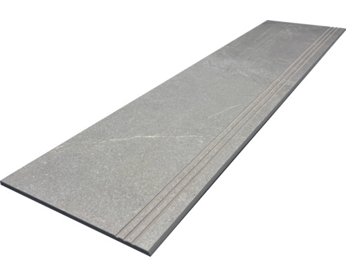 Graue Treppenfliese mit Rillen für den Außenbereich