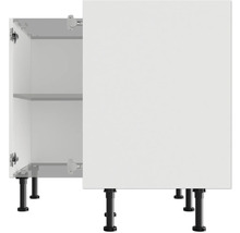 Küchenschrank mit offener und geschlossener Tür