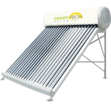 Solaranlage mit Vakuumröhrenkollektor zur Warmwasserbereitung