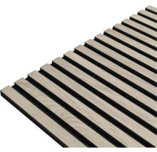 Holzpaneel mit Lattenstruktur für Wand- und Deckengestaltung
