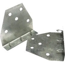 Zwei Nagelplattenbinder aus Metall mit Löchern
