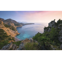 Landschaft mit Bergen und Meerblick