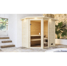 Ecksauna aus Holz mit Glastür in Badezimmerumgebung.