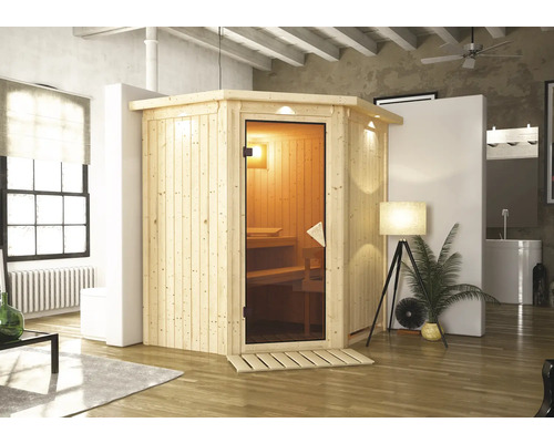 Ecksauna aus Holz mit Glastür in einem Wohnraum.