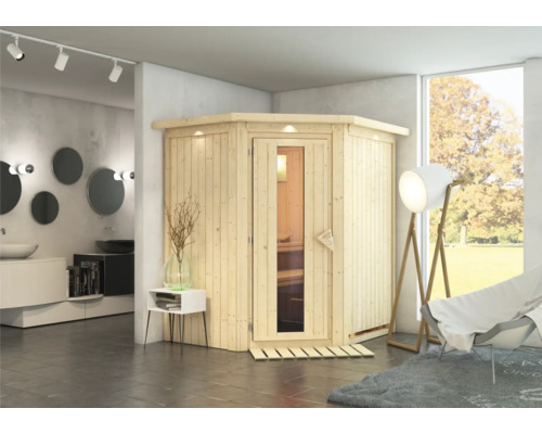 Plug & Play Sauna Karibu Achat III inkl. 3,6 kW Ofen u.integr.Steuerung mit Dachkranz und Holztüre aus Isolierglas wärmegedämmt Ecksauna aus Holz in einem Badezimmer mit Fenster.