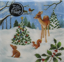Servietten mit Winterwaldmotiv, inklusive Reh, Eichhörnchen, Hase und geschmücktem Weihnachtsbaum