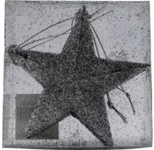 Sternförmiger Christbaumschmuck mit Glitzer