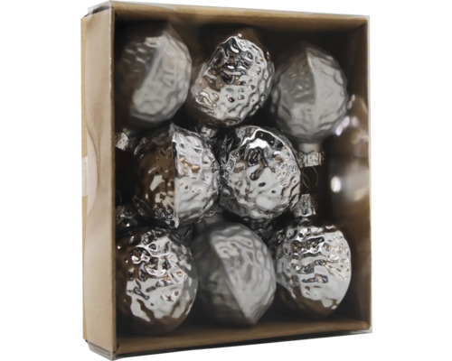 BAUMBEHANG WALNUSS 8 STK SILBER Verpackung mit silberfarbenen Weihnachtskugeln in Birnenform