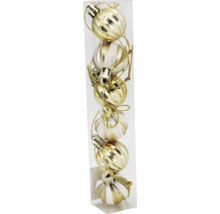 Verpackung mit Christbaumkugeln mit spiralförmigem Muster und Aufhängern