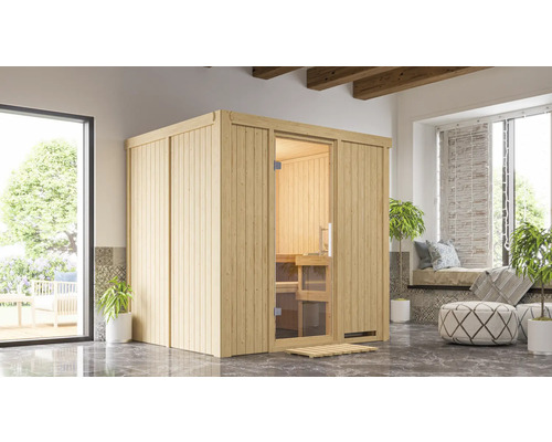 Plug & Play Sauna Karibu Maria inkl. 3,6 kW Ofen u.integr.Steuerung ohne Dachkranz mit Ganzglastüre aus Klarglas Innenraumansicht einer Sauna aus Holz mit Glastür in einem hellen Raum