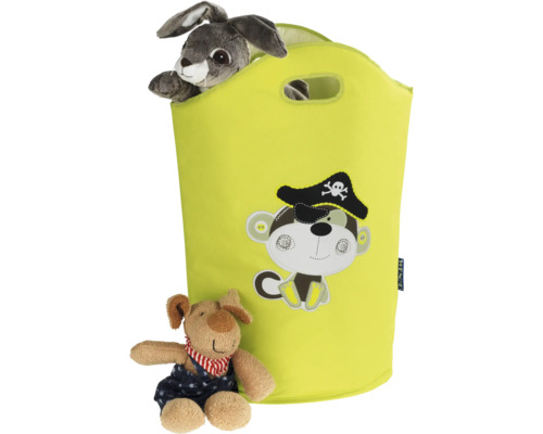 Gelber Wäschesammler mit Affe mit Piratenhut und Spielzeug