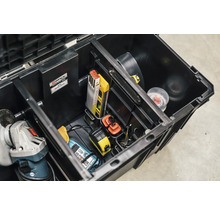 Geöffnete Werkzeugkiste mit Werkzeugen