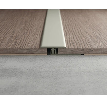 Bodenprofil zwischen zwei Bodenbelägen