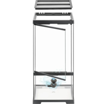 Terrarium mit Belüftungssystem und Wasserablauf