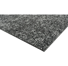 Detailaufnahme eines grauen Teppichs.