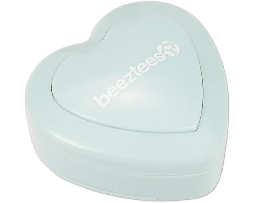 Herzförmige Dose mit Beeztees Logo