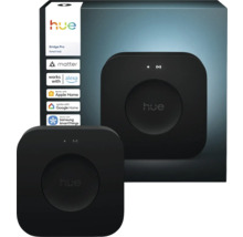 Philips Hue Bridge Pro Smart Hub in Schwarz mit Verpackung und Logos für Matter, Alexa, Apple Home, Google Home und Samsung SmartThings.