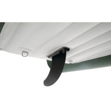 Unterseite eines Stand-Up-Paddle-Boards mit Finne