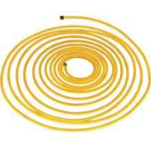 Gelbes Heizungsrohr in aufgerollter Form