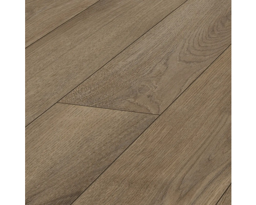 Swiss Krono Laminat Schoko Eiche Landhausdiele 1380 x 193 x 8 mm Nahaufnahme von Laminatboden