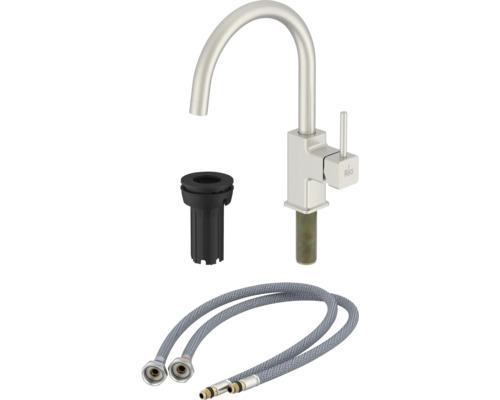 Küchenarmatur mit Montagezubehör und flexiblen Anschlussschläuchen