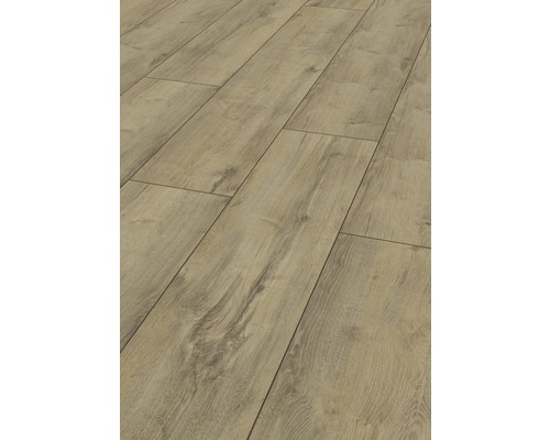 Verlegter Laminatboden in Holzoptik