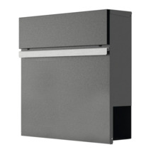 Briefkasten aus Metall mit Zeitungsfach