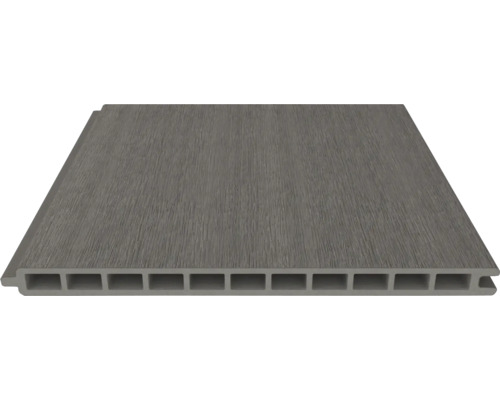 Terrassendiele aus Kunststoff mit Holzstruktur